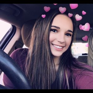 Meet your Posher, Alison